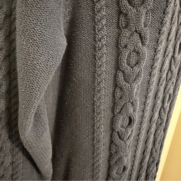 L.L.Bean Women’s XL Navy Blue Double L Cable Knit Sweater 100% Cotton Fisherman - Picture 12 of 14